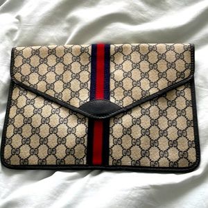 Vintage Gucci GG envelope Portfolio Clutch